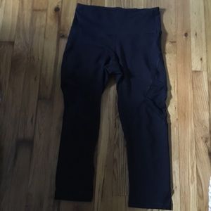 Old Navy Mesh Cutout Crop Leggings